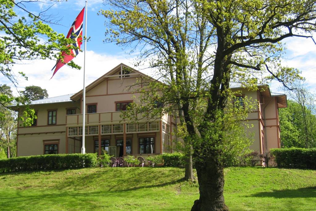 Hotell Karljohansvern, Sjømilitært samfund.