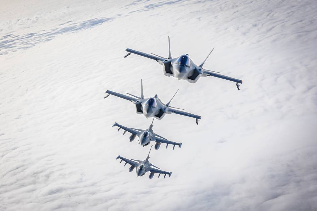 Ole Andreas Vekve  Forsvaret